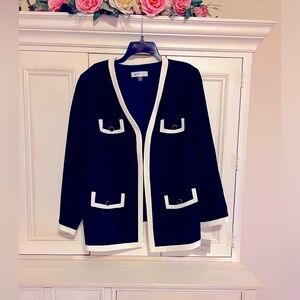 New with tags, KASPER 2X, Impeccably Sharp Black with White trim Dress Jacket